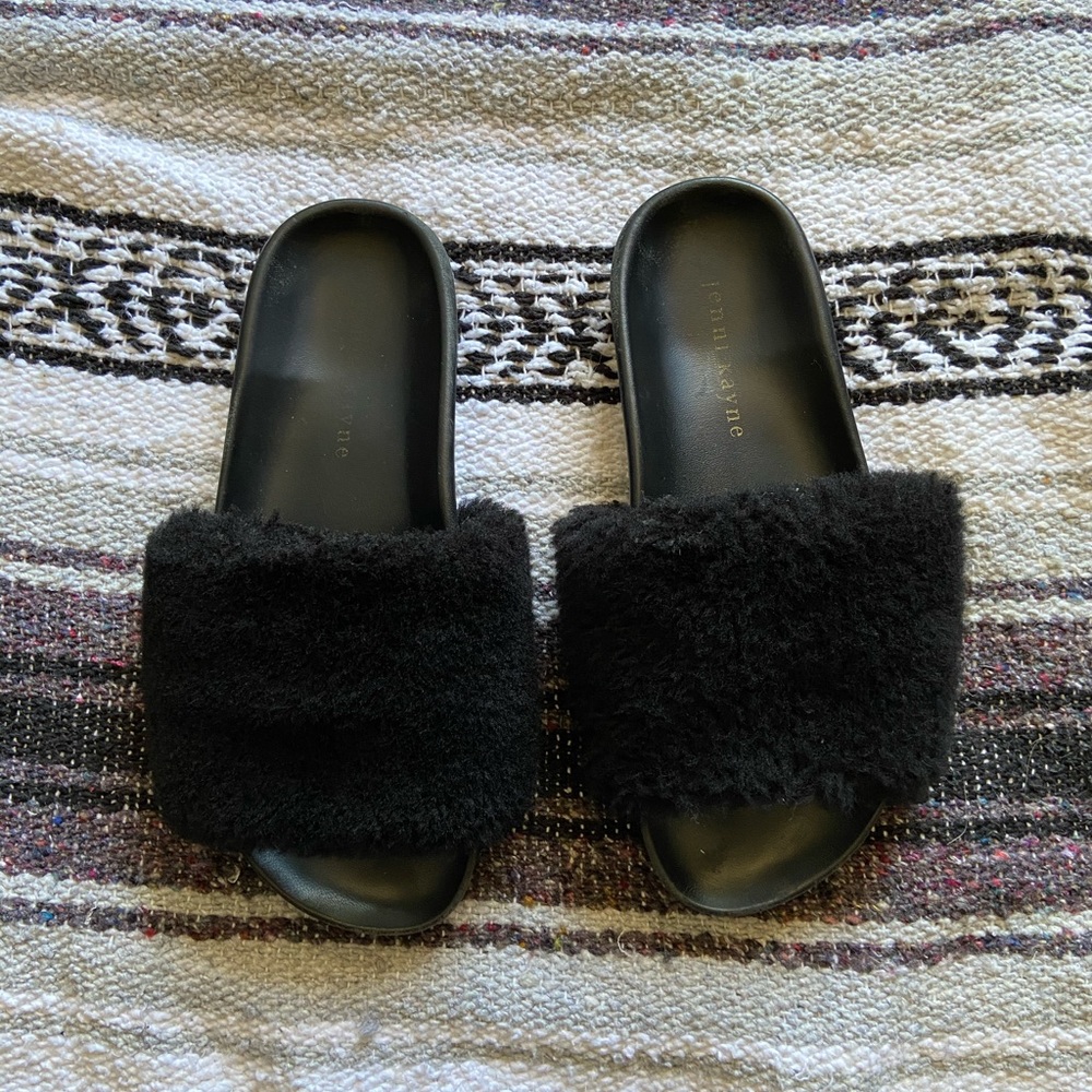 Jenni Kayne shearling slides